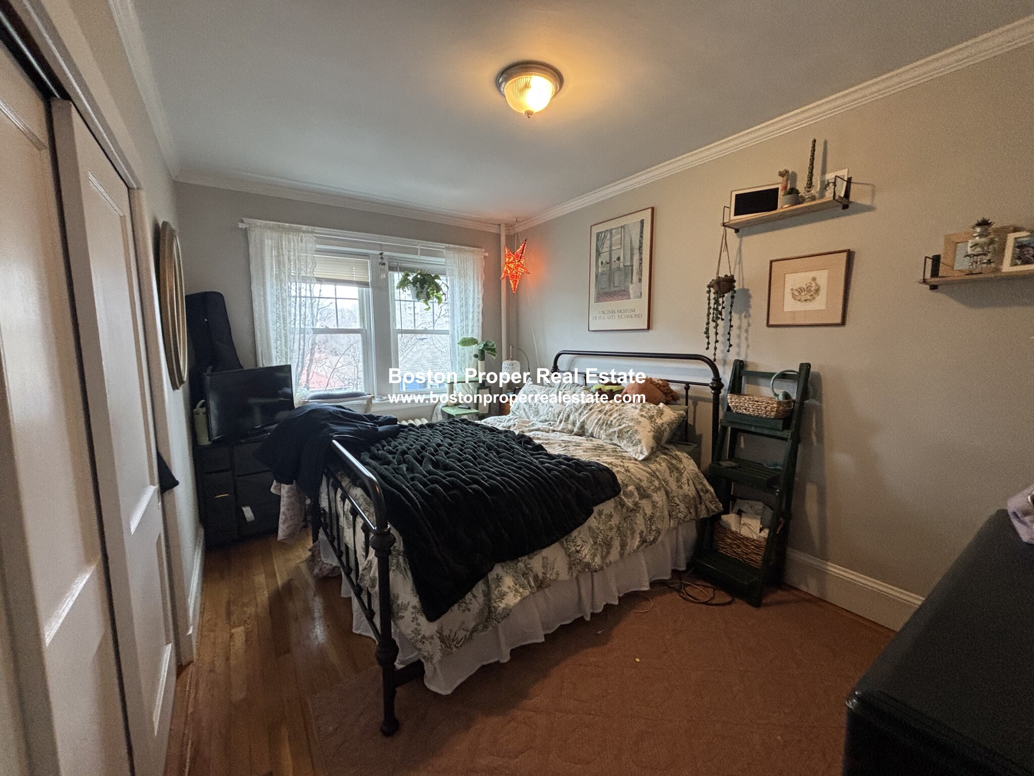 4 bed, 1 bath apartment for rent at 120 University Rd Unit 201, Aspinwall Hill — photo 5 of 10