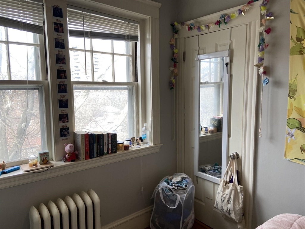 4 bed, 1 bath apartment for rent at 120 University Rd Unit 3, Brookline — photo 3 of 5