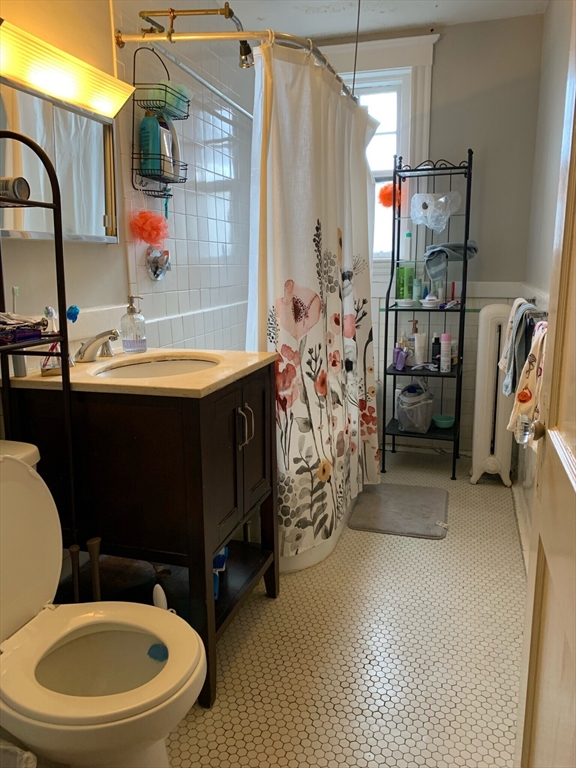 4 bed, 1 bath apartment for rent at 120 University Rd Unit 3, Brookline — photo 4 of 5