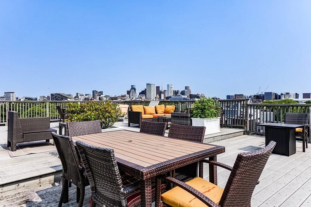 2 bed, 2 bath apartment for rent at 120 W 7th St Unit 105, South Boston — photo 15 of 18