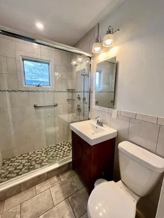 3 bed, 1 bath apartment for rent at 120 Walden St Unit 2, Cambridge — photo 7 of 15