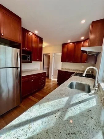 3 bed, 1 bath apartment for rent at 120 Walden St Unit 2, Cambridge — photo 6 of 15