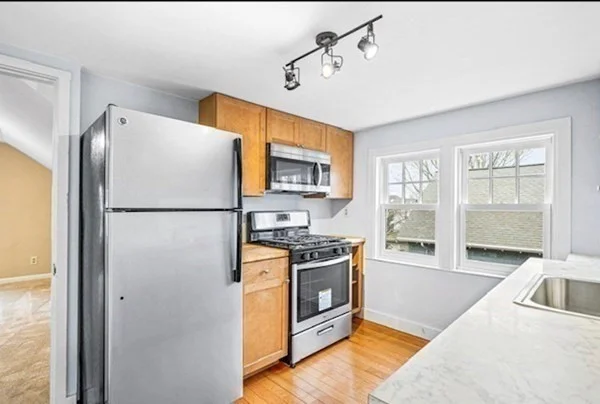 2 bed, 1 bath apartment for rent at 120 Walden St Unit 3, Neighborhood Nine