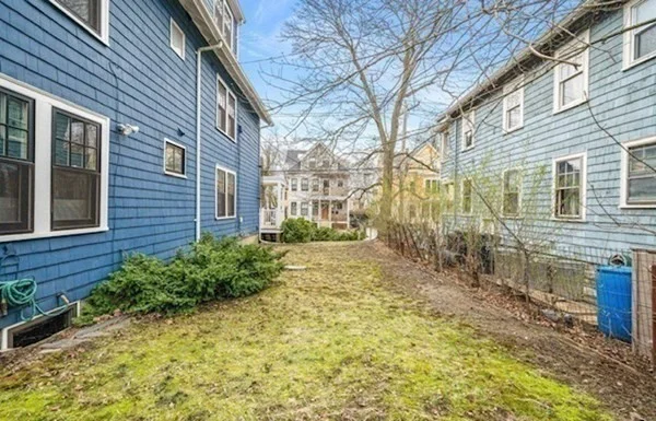 2 bed, 1 bath apartment for rent at 120 Walden St Unit 3, Neighborhood Nine — photo 12 of 12