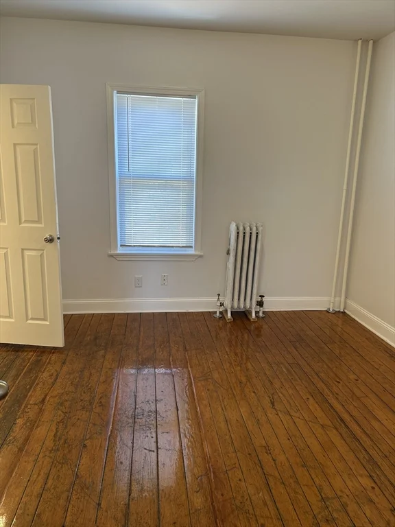 2 bed, 1 bath apartment for rent at 120 Walnut St Unit 1, Fall River — photo 2 of 10
