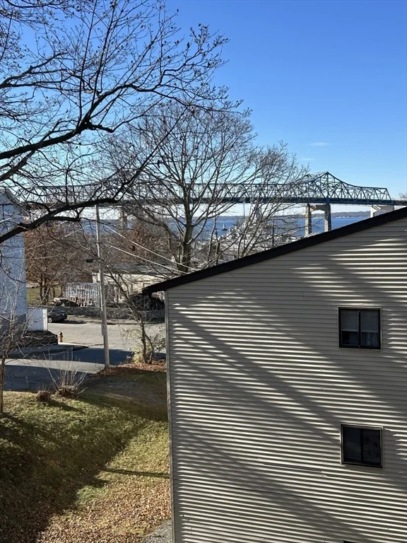 2 bed, 1 bath apartment for rent at 120 Walnut St Unit 1, Fall River — photo 9 of 10