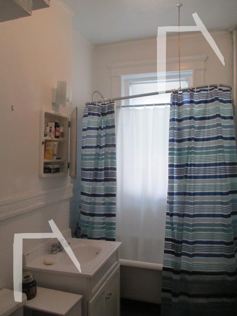 2 bed, 1 bath apartment for rent at 120 Warren St Unit 5, Brighton — photo 4 of 4