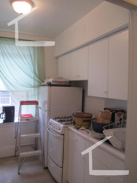 2 bed, 1 bath apartment for rent at 120 Warren St Unit 5, Brighton