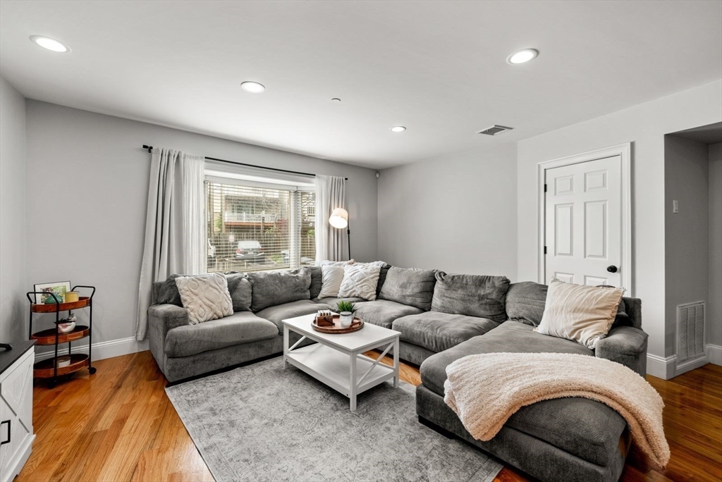 3 bed, 2 bath apartment for rent at 120 West 7th Unit 101, South Boston — photo 2 of 37