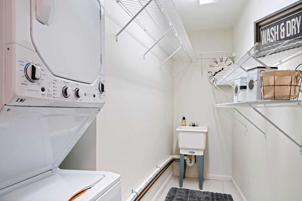 3 bed, 2 bath apartment for rent at 120 West 7th Unit 101, South Boston — photo 27 of 37