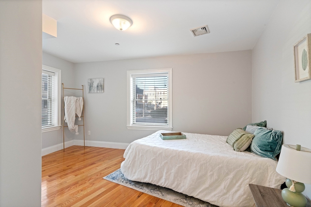 3 bed, 2 bath apartment for rent at 120 West 7th Unit 101, South Boston — photo 25 of 37