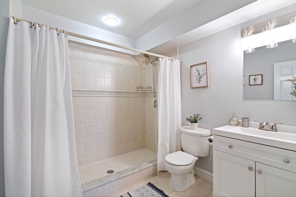 3 bed, 2 bath apartment for rent at 120 West 7th Unit 101, South Boston — photo 23 of 37