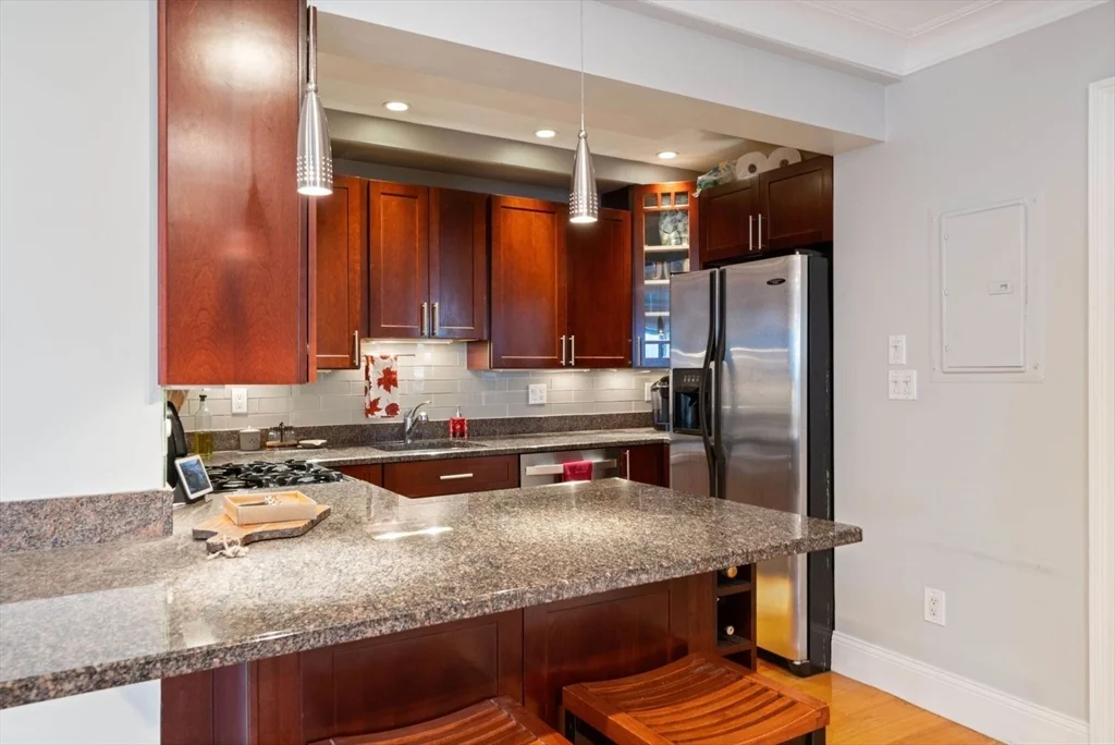 1 bed, 1 bath apartment for rent at 120 West 7th Unit 102, South Boston — photo 10 of 21