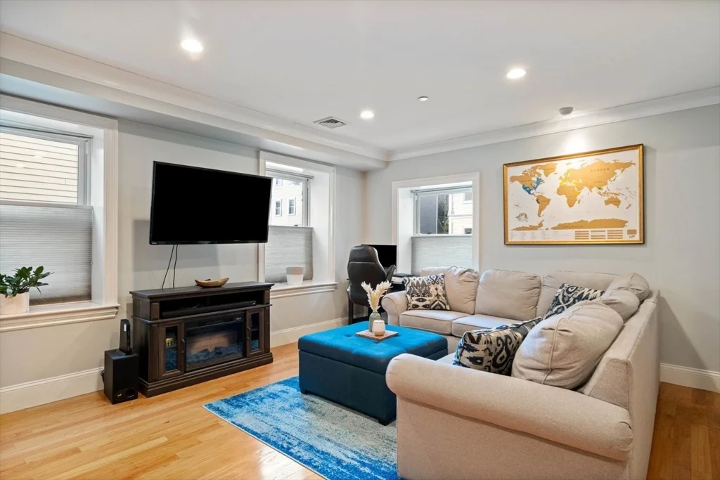 1 bed, 1 bath apartment for rent at 120 West 7th Unit 102, South Boston — photo 5 of 21