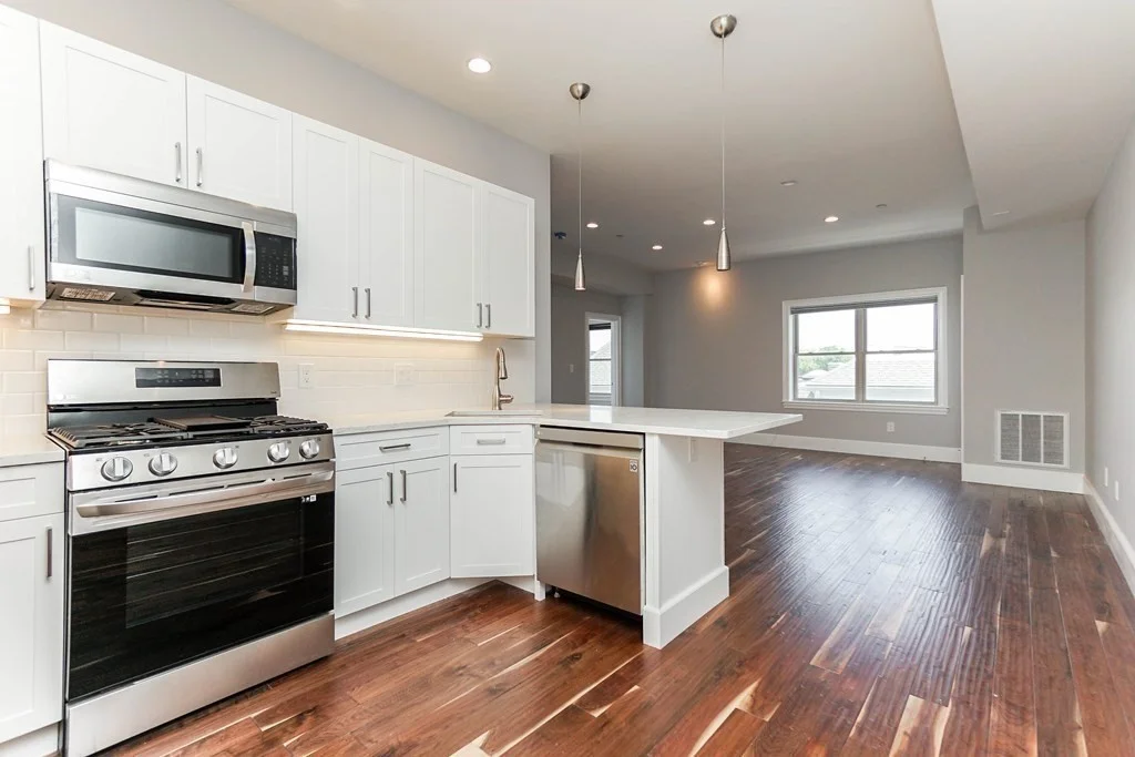 2 bed, 2 bath apartment for rent at 120 West 7th Unit 505, South Boston — photo 2 of 21