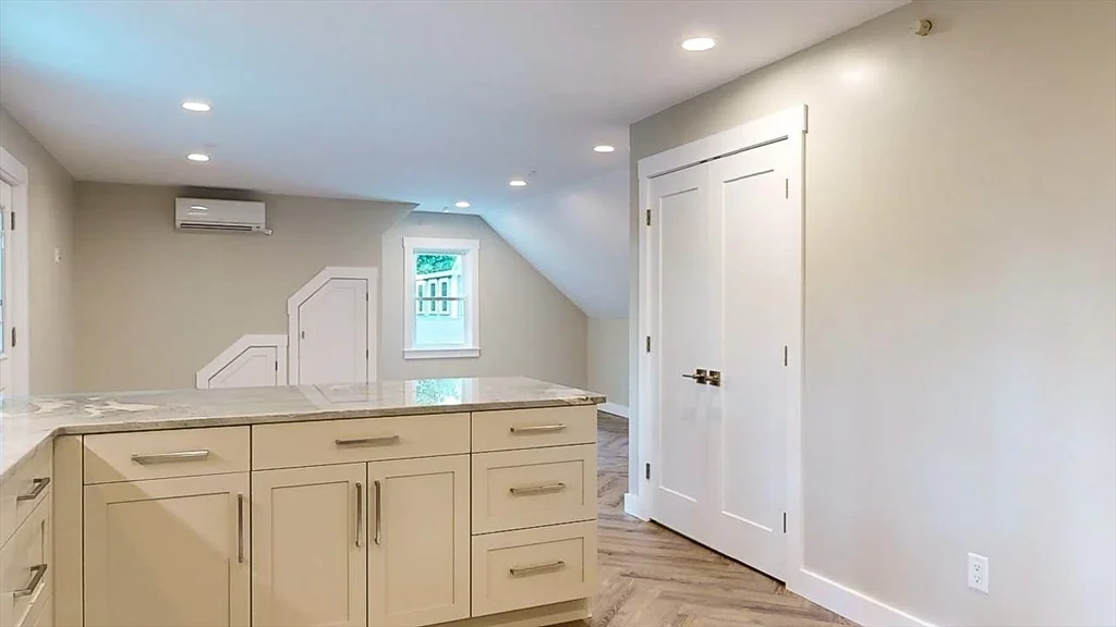 1 bed, 1 bath apartment for rent at 120 Worcester Unit 3, West Boylston — photo 16 of 32