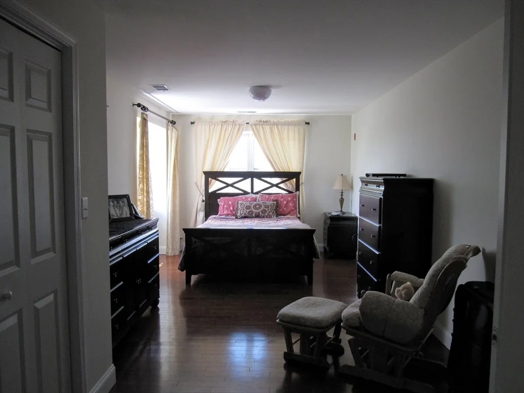 2 bed, 2 bath apartment for rent at 120 Wyllis Ave Unit 319, Everett — photo 5 of 16