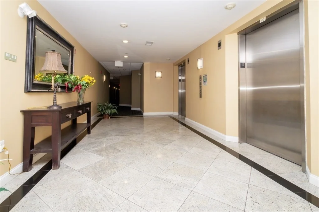 2 bed, 2 bath apartment for rent at 120 Wyllis Ave Unit 319, Everett — photo 13 of 16