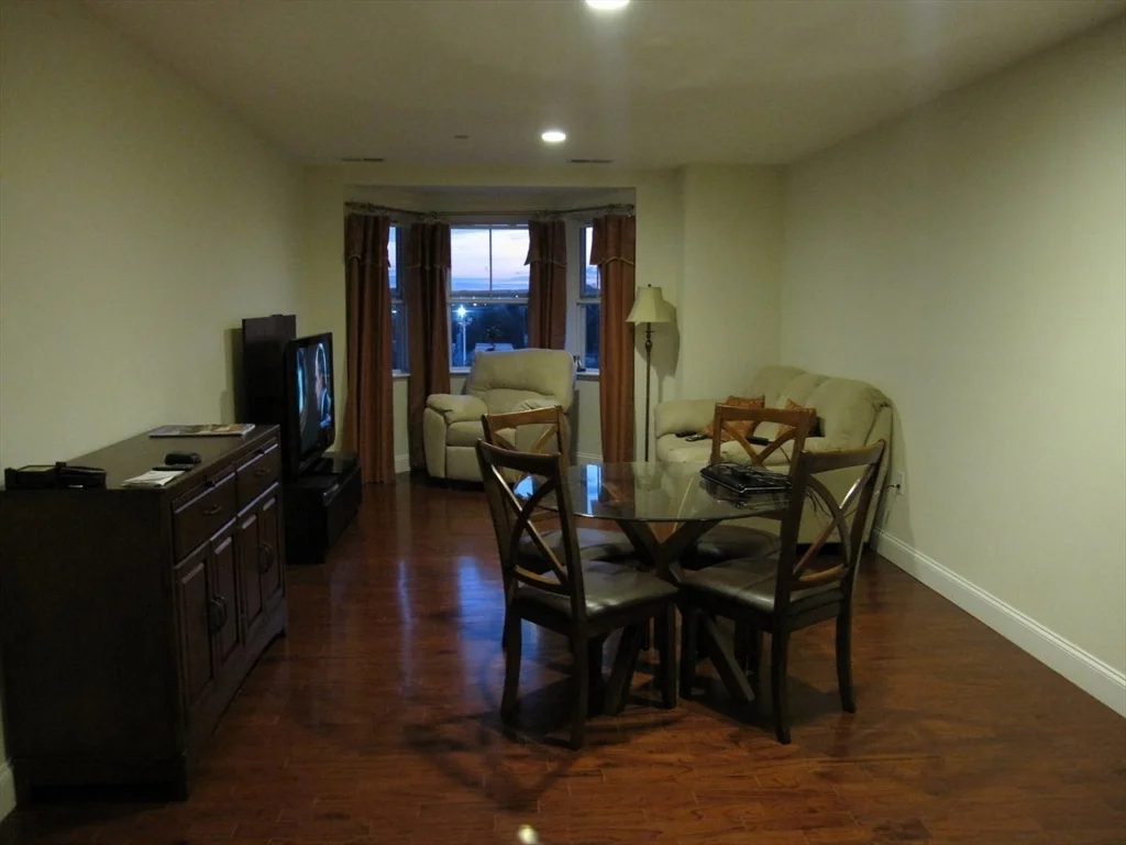 2 bed, 2 bath apartment for rent at 120 Wyllis Ave Unit 319, Everett — photo 2 of 16
