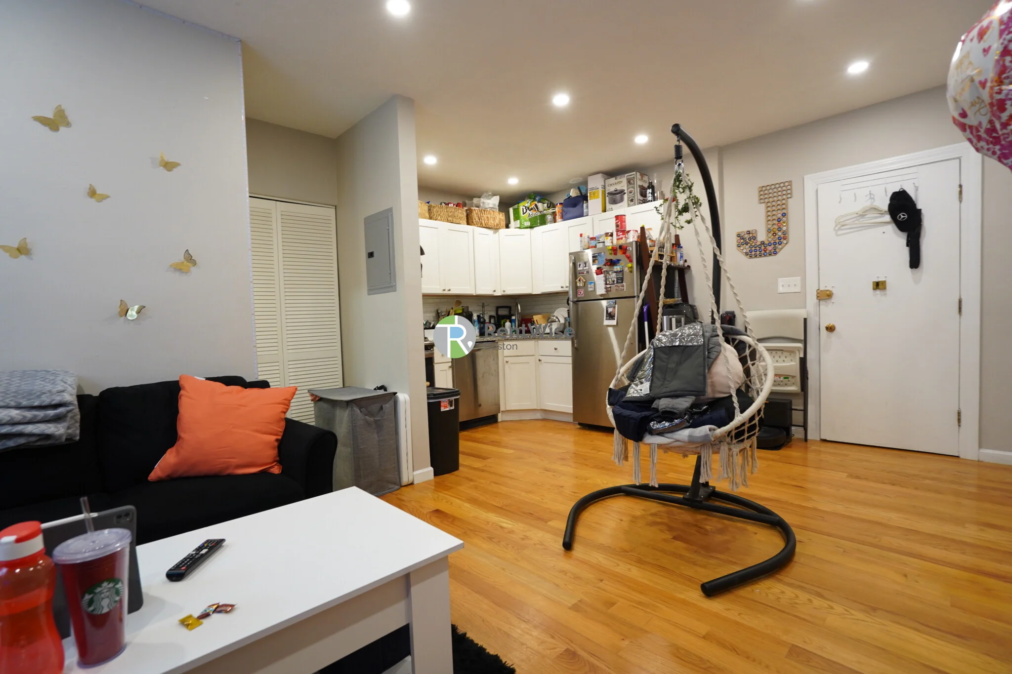 1 bed, 1 bath apartment for rent at 1200 Commonwealth Ave Unit 14, Brighton — photo 3 of 13