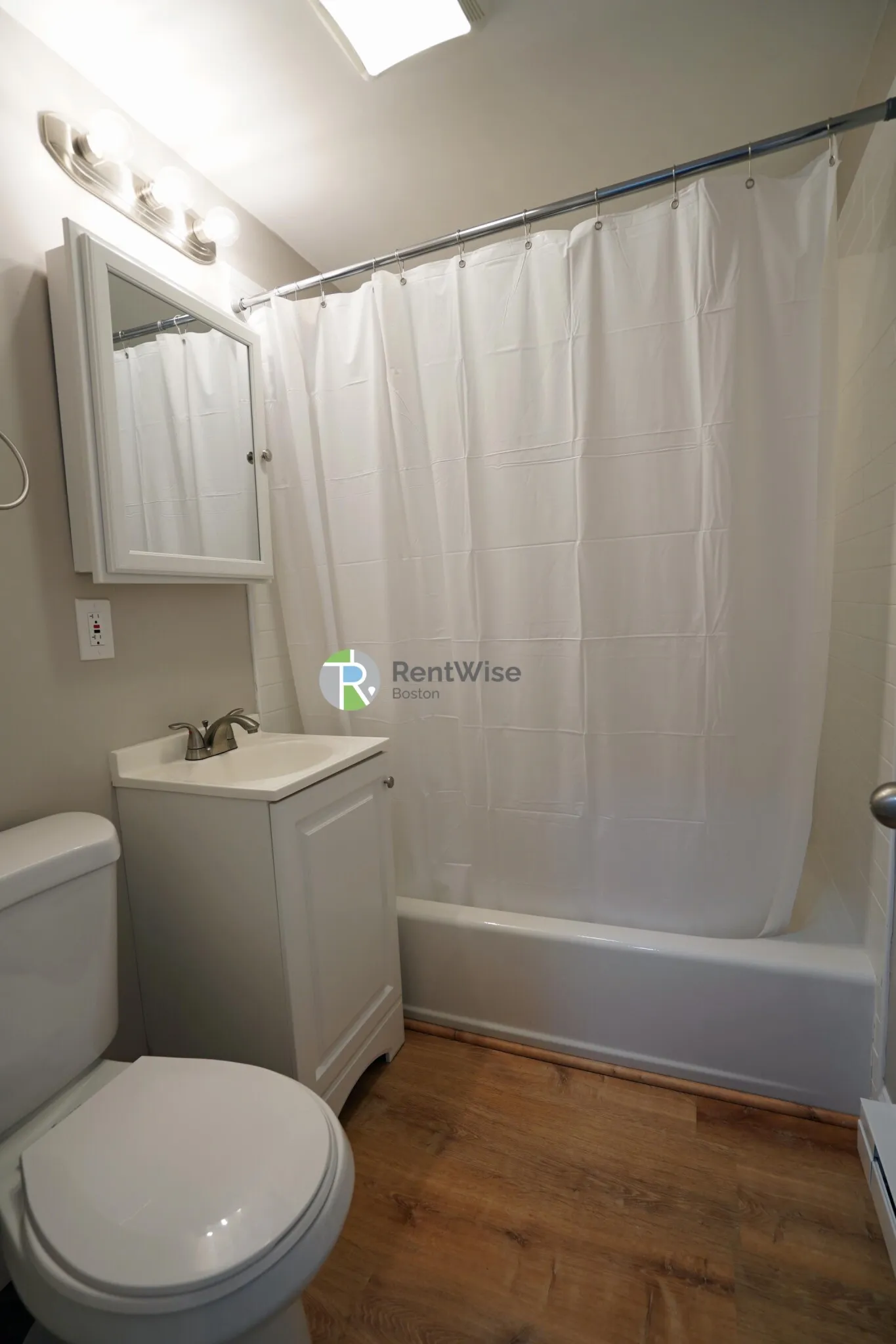 Studio bed, 1 bath apartment for rent at 1200 Commonwealth Ave Unit 1A, Brighton — photo 8 of 11