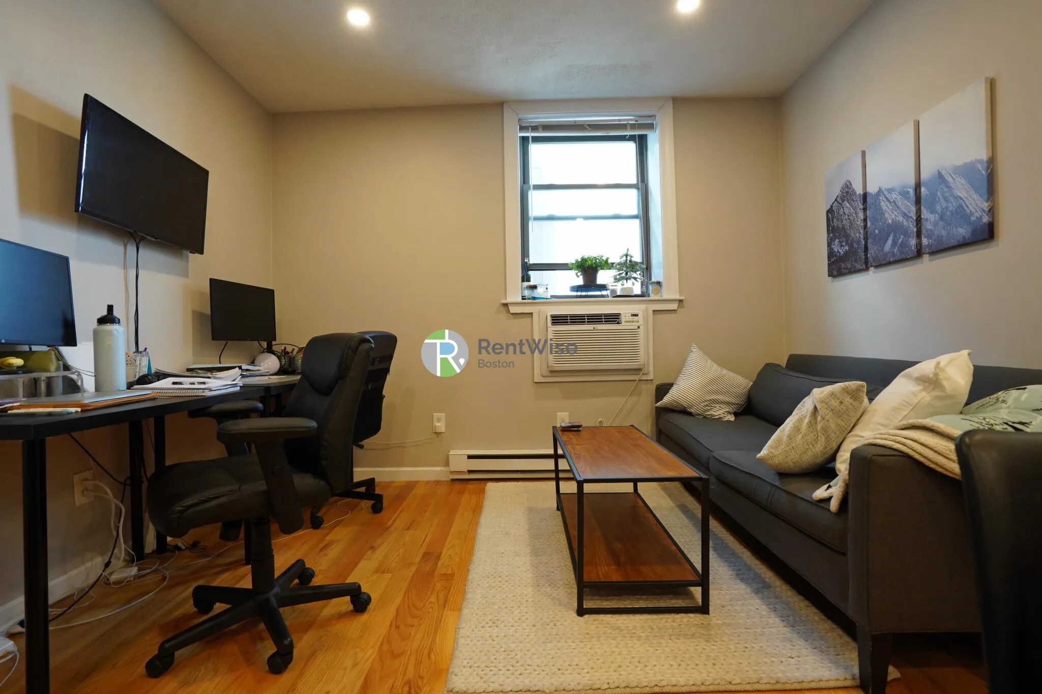 1 bed, 1 bath apartment for rent at 1200 Commonwealth Ave Unit 20-1, Brighton — photo 2 of 12
