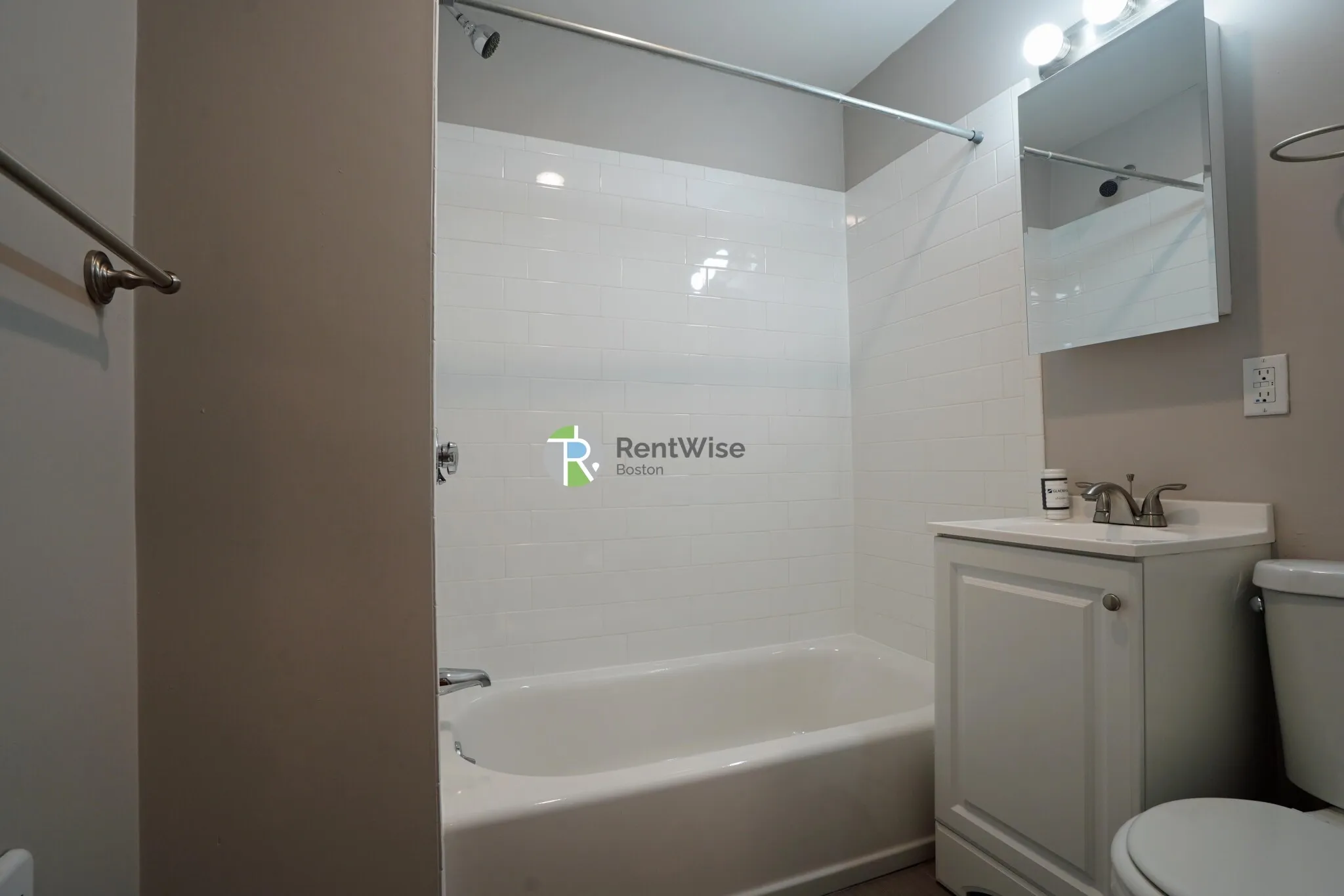 1 bed, 1 bath apartment for rent at 1200 Commonwealth Ave Unit 21, Brighton — photo 13 of 16