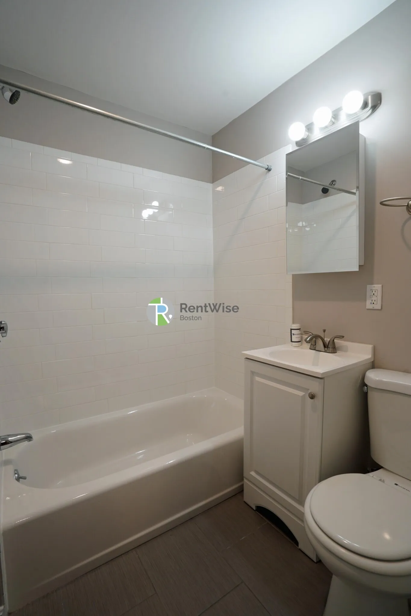 1 bed, 1 bath apartment for rent at 1200 Commonwealth Ave Unit 21, Brighton — photo 11 of 16