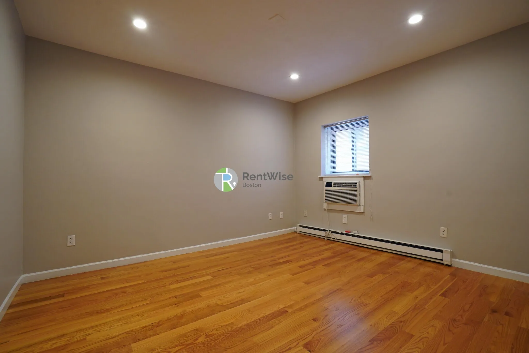 1 bed, 1 bath apartment for rent at 1200 Commonwealth Ave Unit 21, Brighton — photo 4 of 16
