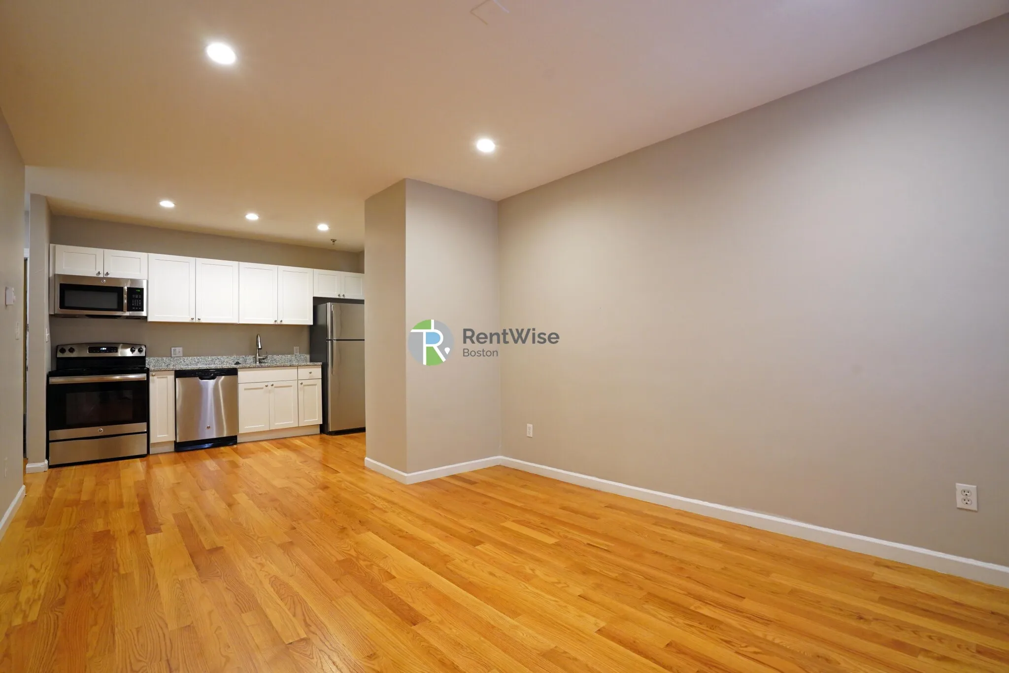 1 bed, 1 bath apartment for rent at 1200 Commonwealth Ave Unit 21, Brighton — photo 5 of 16