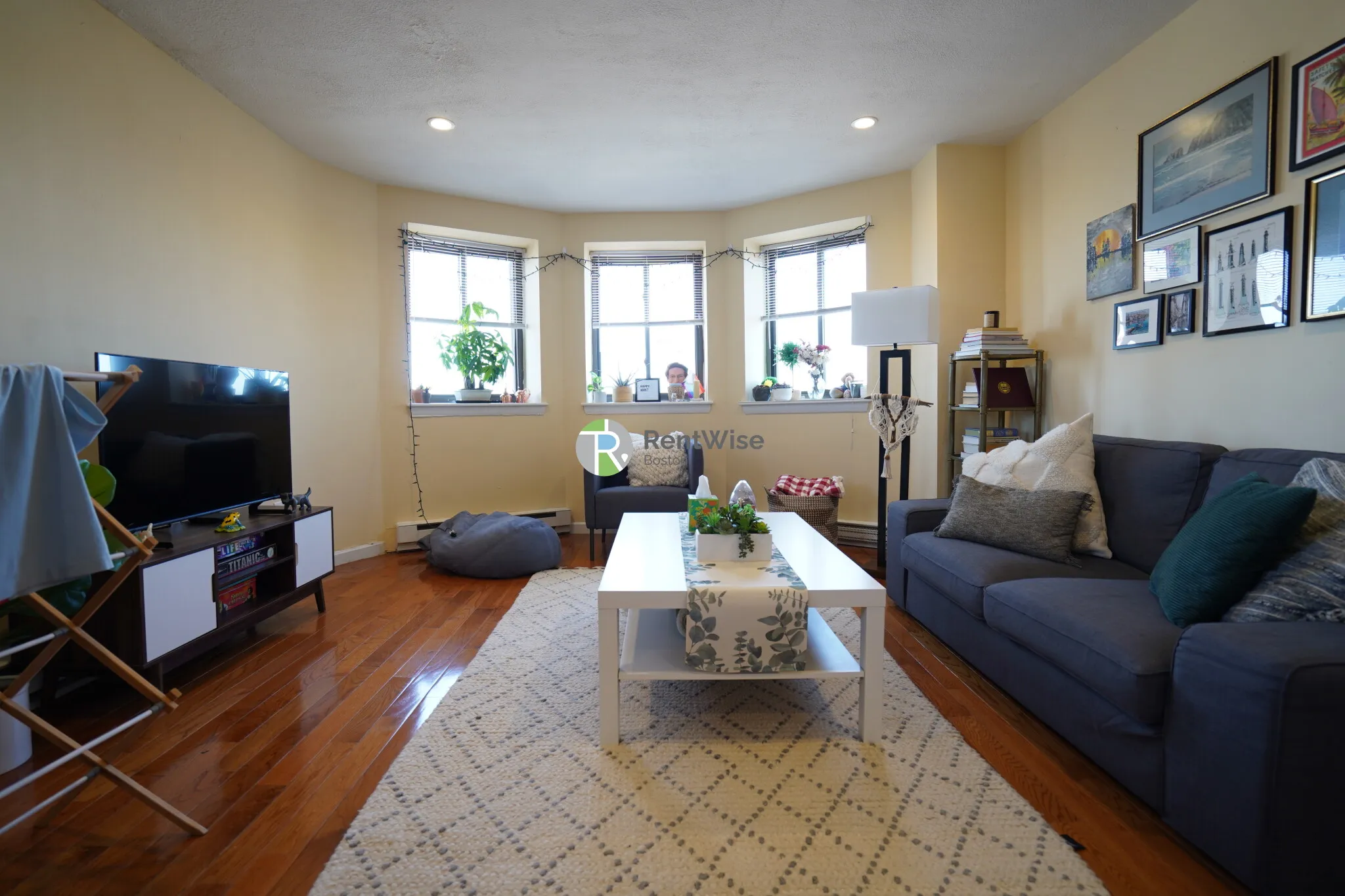 2 bed, 1 bath apartment for rent at 1200 Commonwealth Ave Unit 31, Brighton — photo 4 of 15