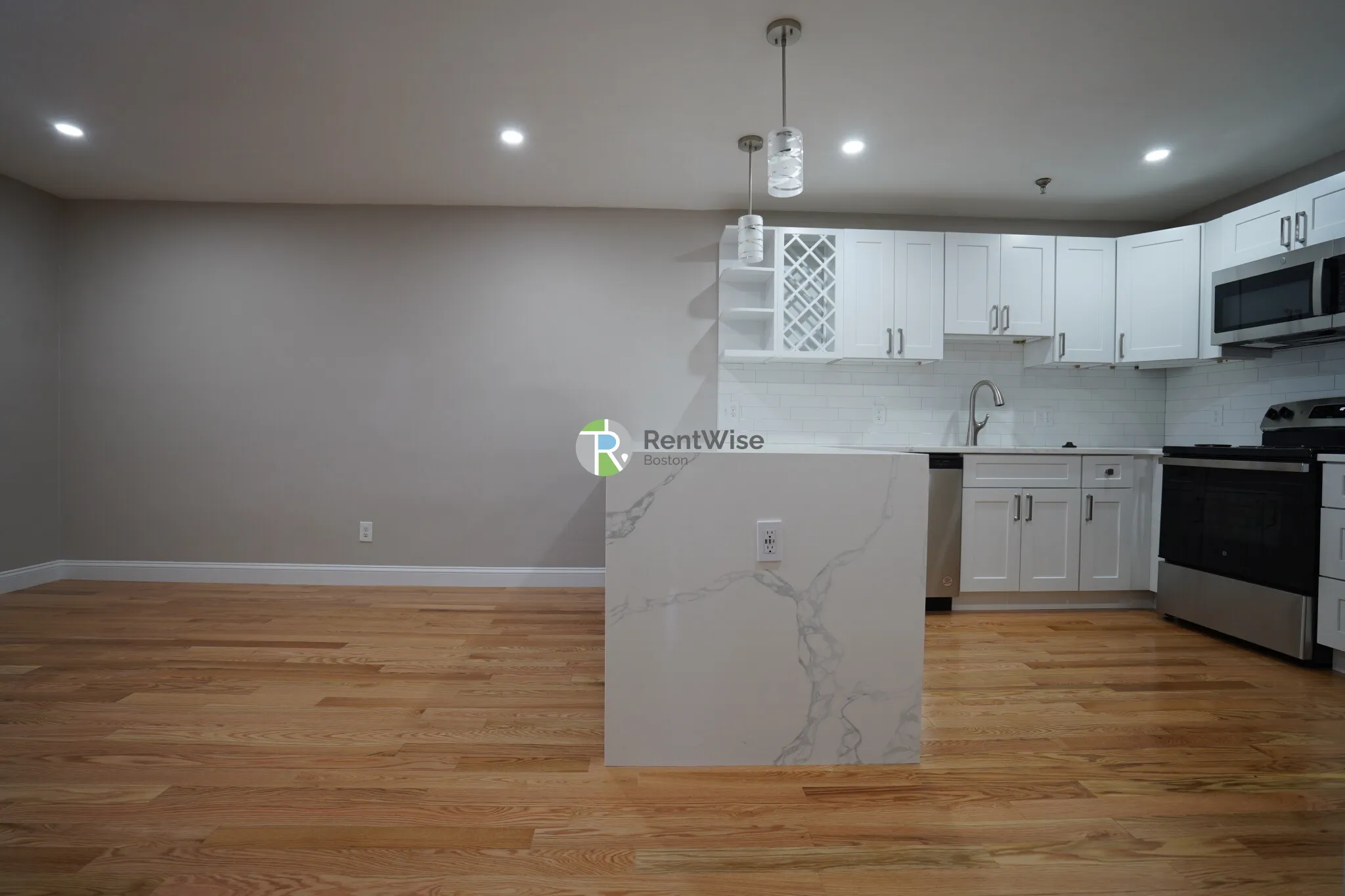 2 bed, 1 bath apartment for rent at 1200 Commonwealth Ave Unit 35, Brighton — photo 2 of 21