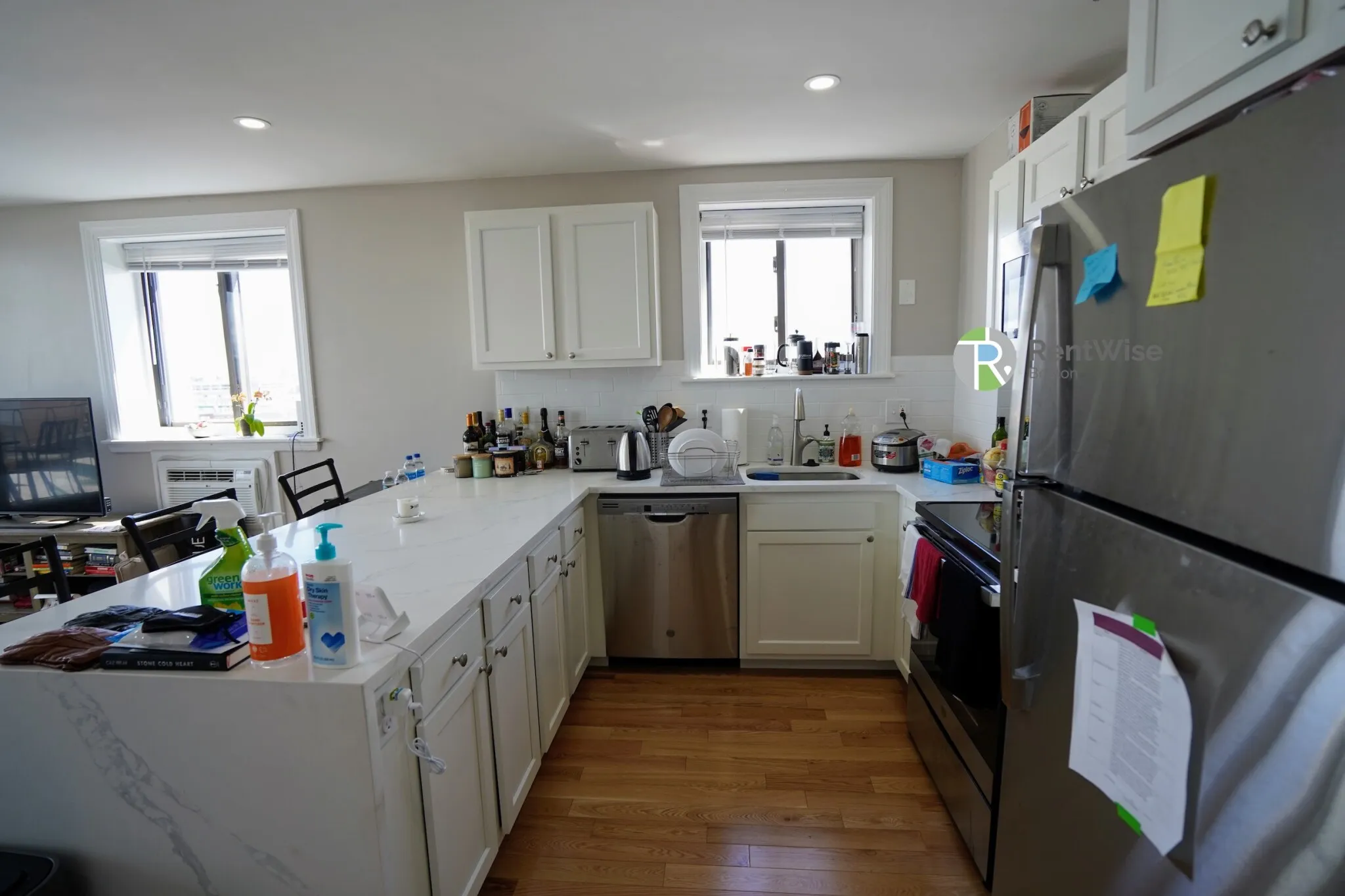 2 bed, 1 bath apartment for rent at 1200 Commonwealth Ave Unit 36, Brighton — photo 7 of 26