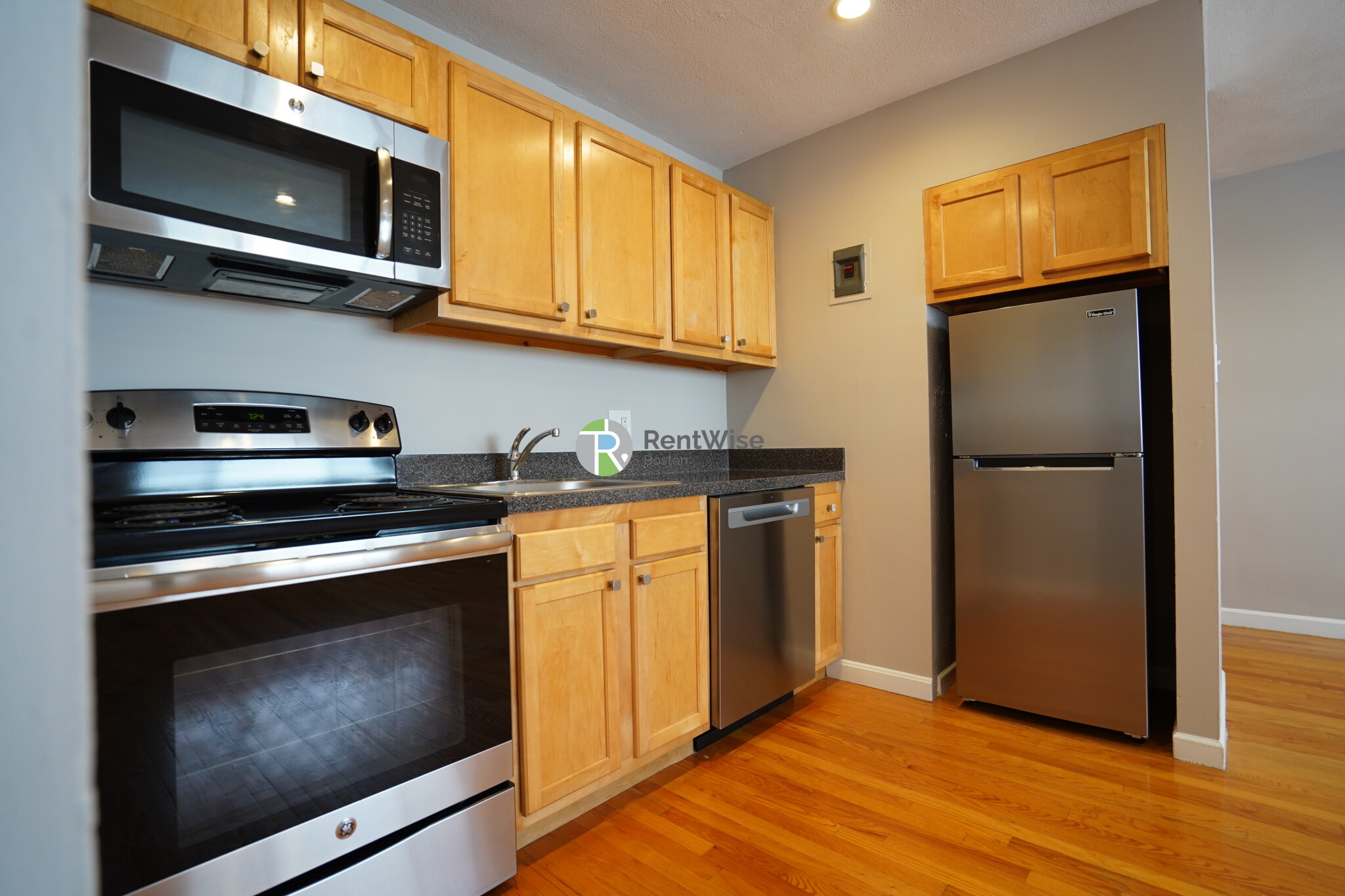 1 bed, 1 bath apartment for rent at 1200 Commonwealth Ave Unit 40, Brighton — photo 6 of 14