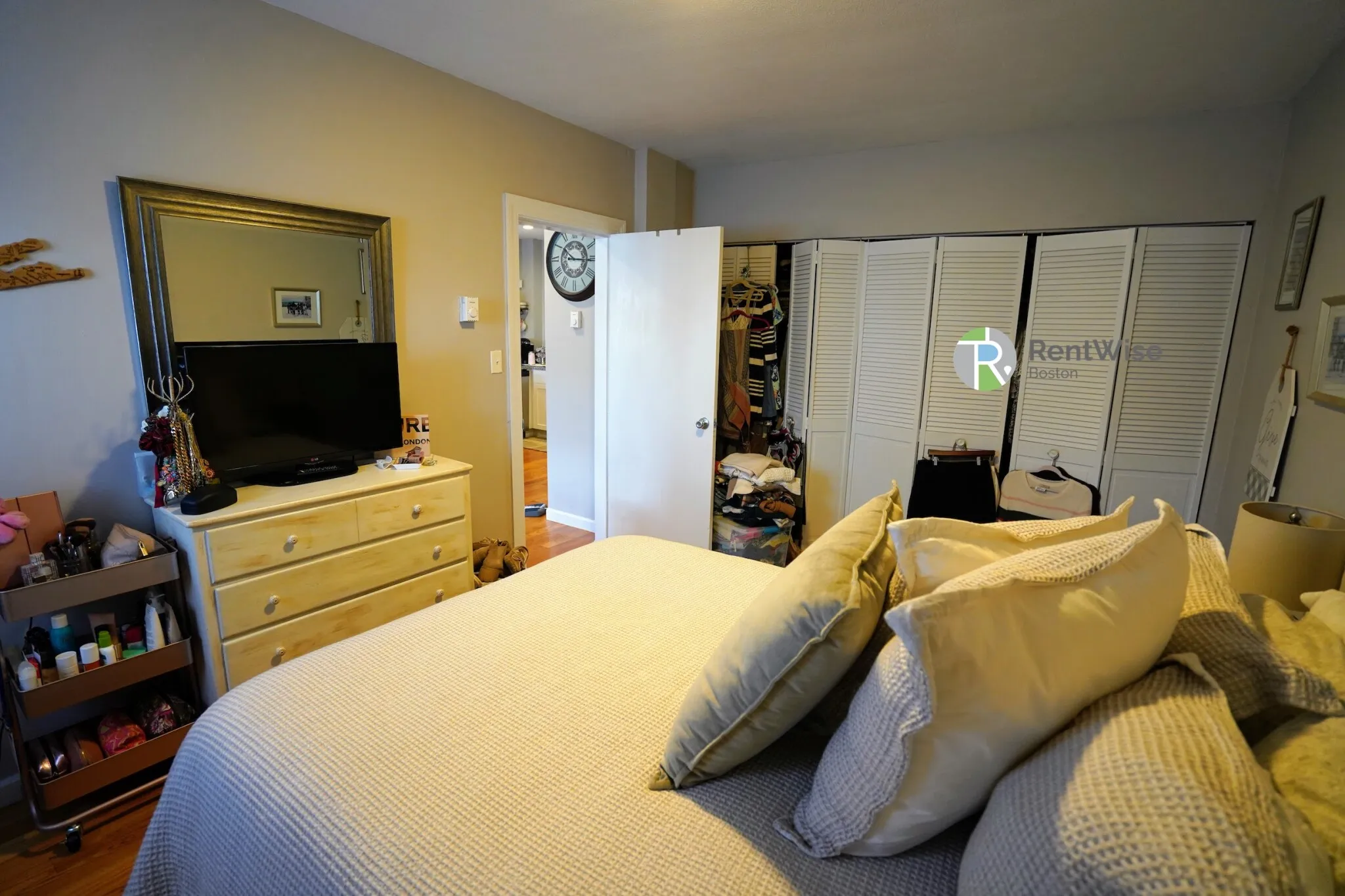 2 bed, 1 bath apartment for rent at 1200 Commonwealth Ave Unit 5, Brighton — photo 9 of 18