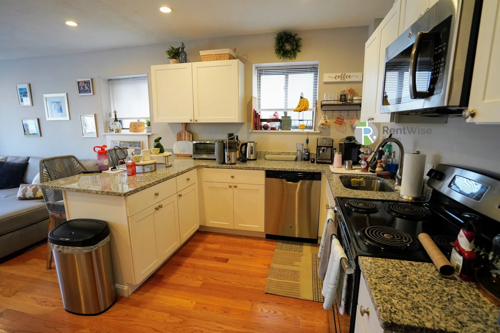2 bed, 1 bath apartment for rent at 1200 Commonwealth Ave Unit 5, Brighton — photo 4 of 18