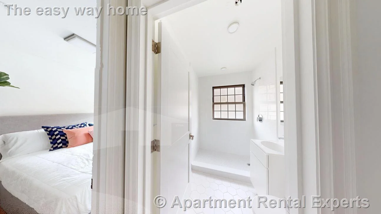 Studio bed, 1 bath apartment for rent at 1200 Massachusetts Ave Unit 110, Harvard Square — photo 3 of 7