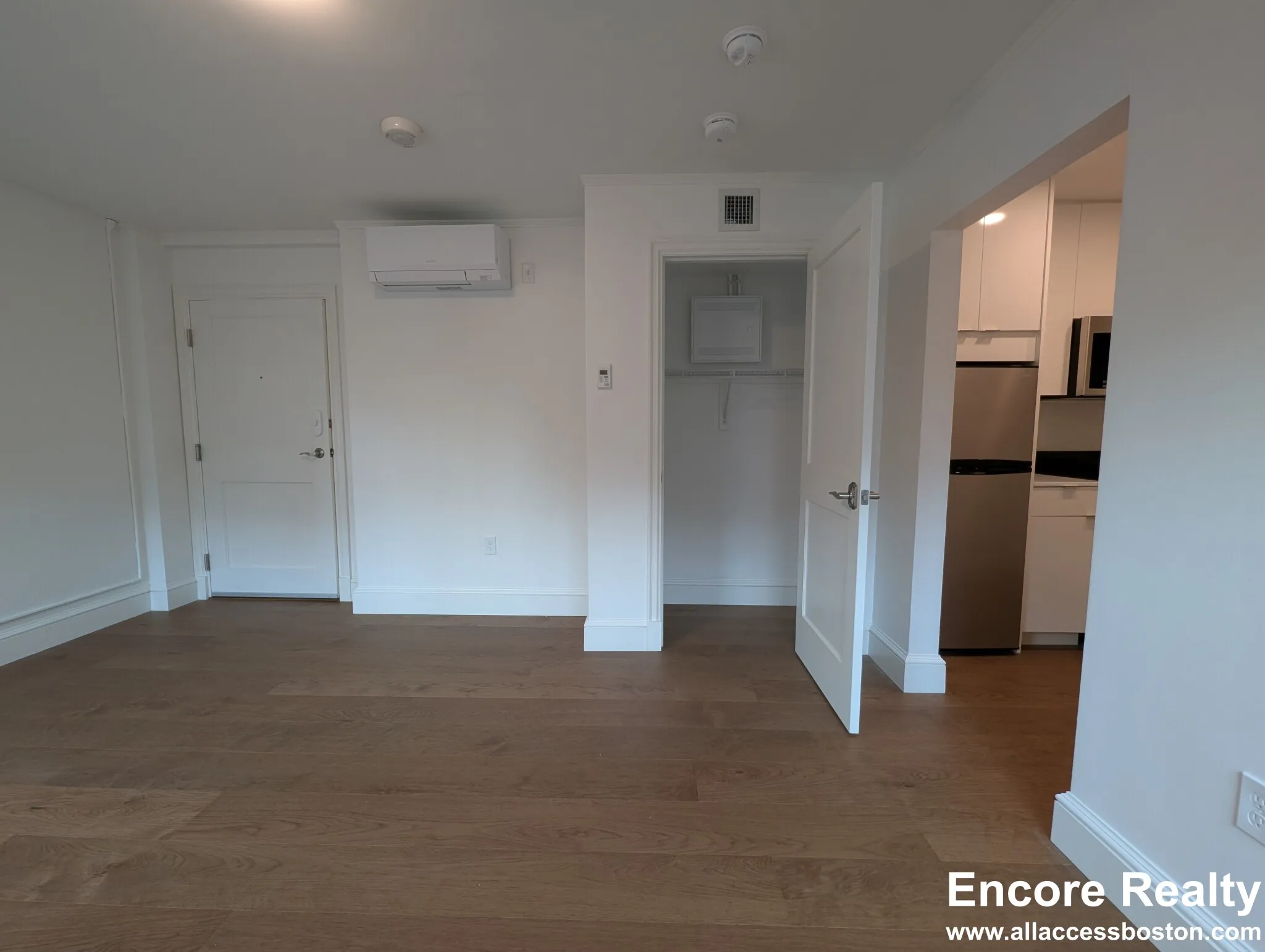 Studio bed, 1 bath apartment for rent at 1200 Massachusetts Ave Unit 116, Riverside — photo 4 of 13