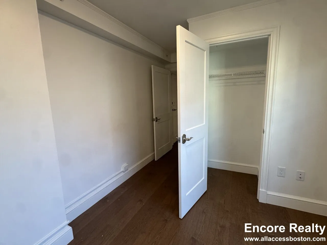 2 bed, 1 bath apartment for rent at 1200 Massachusetts Ave Unit 207M, Riverside — photo 11 of 14