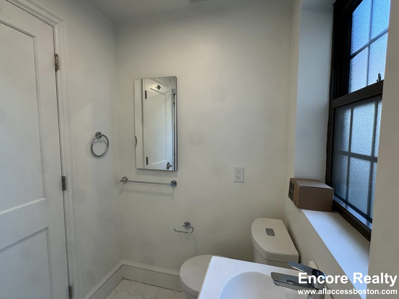 2 bed, 1 bath apartment for rent at 1200 Massachusetts Ave Unit 207M, Riverside — photo 14 of 14