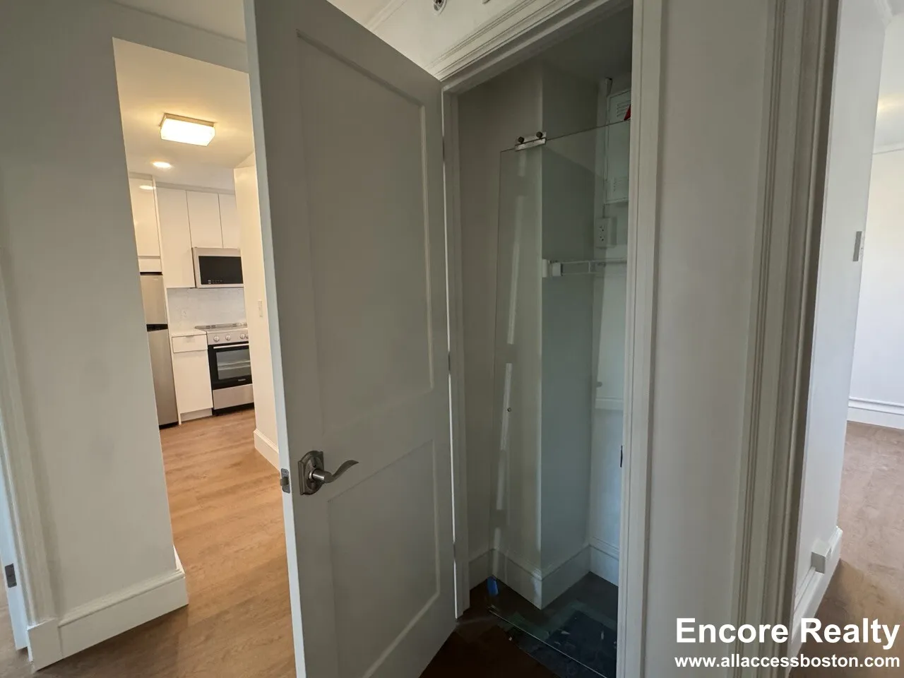 2 bed, 1 bath apartment for rent at 1200 Massachusetts Ave Unit 207M, Riverside — photo 8 of 14