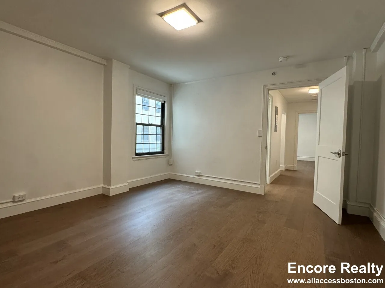 1 bed, 1 bath apartment for rent at 1200 Massachusetts Ave Unit 208, Riverside — photo 4 of 6
