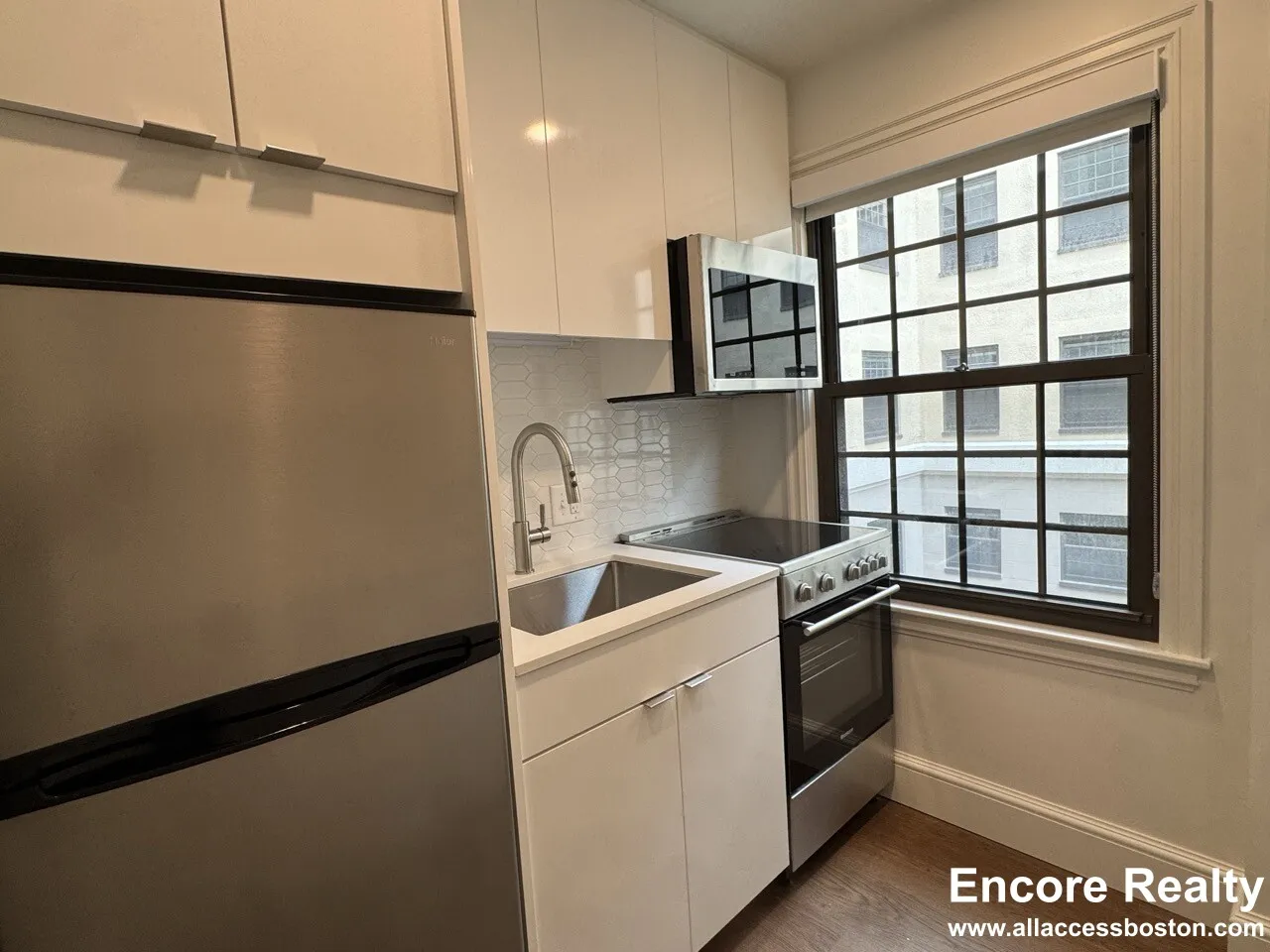1 bed, 1 bath apartment for rent at 1200 Massachusetts Ave Unit 208, Riverside — photo 2 of 6