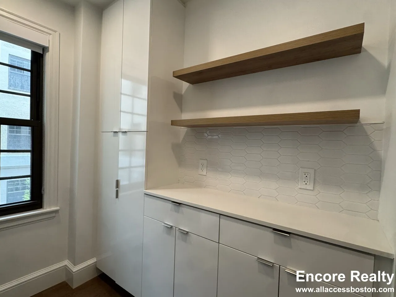 1 bed, 1 bath apartment for rent at 1200 Massachusetts Ave Unit 208, Riverside — photo 3 of 6