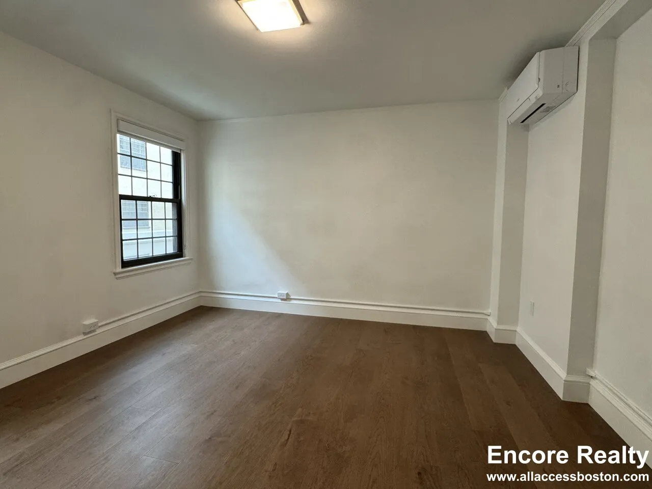 1 bed, 1 bath apartment for rent at 1200 Massachusetts Ave Unit 208, Riverside — photo 5 of 6