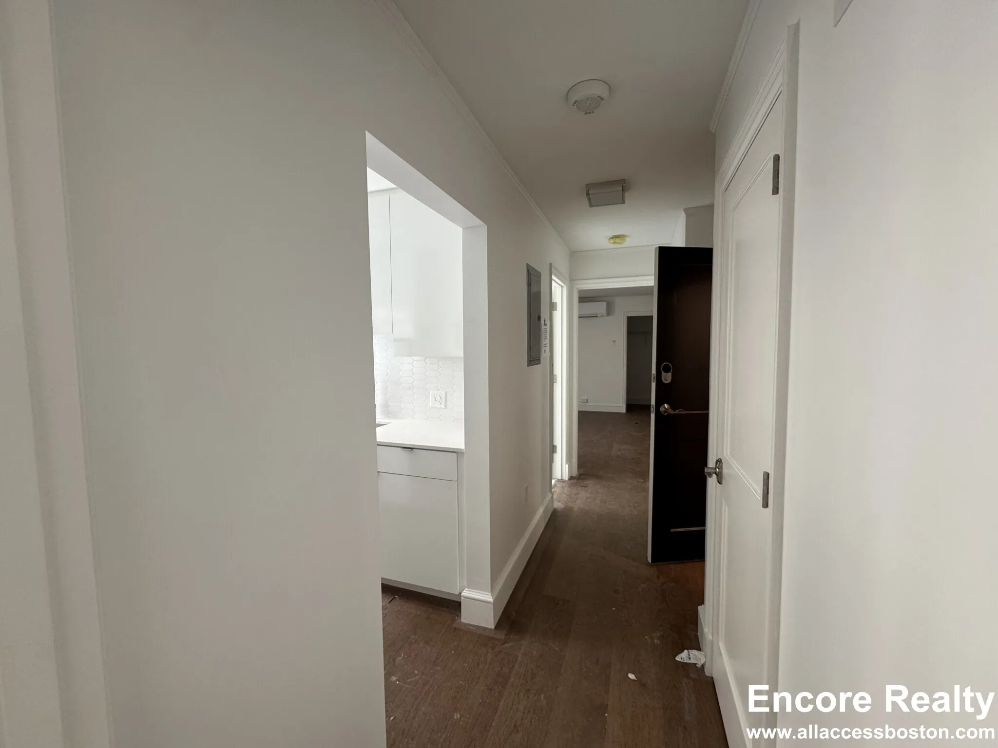 2 bed, 1 bath apartment for rent at 1200 Massachusetts Ave Unit 307, Riverside — photo 6 of 8