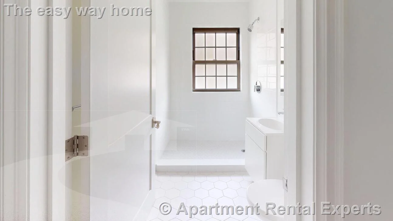 2 bed, 1 bath apartment for rent at 1200 Massachusetts Ave Unit 311, Harvard Square — photo 4 of 11
