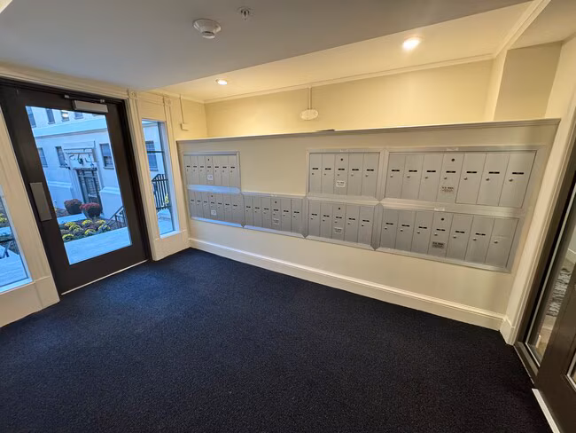 Studio bed, 1 bath apartment for rent at 1200 Massachusetts Ave Unit 5, Riverside — photo 5 of 6