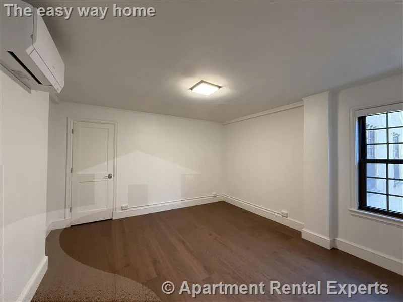 1 bed, 1 bath apartment for rent at 1200 Massachusetts Ave Unit 515, Harvard Square — photo 2 of 7