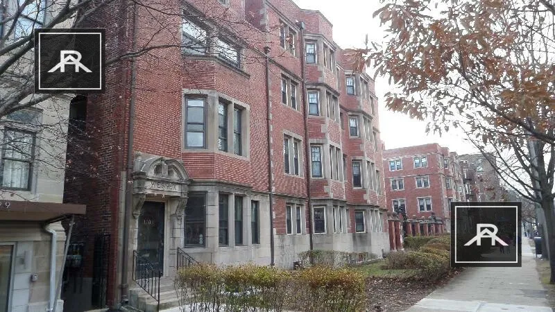 2 bed, 1 bath apartment for rent at 1203 Beacon St Unit 6, Brookline — photo 5 of 6